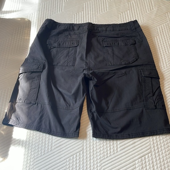 Ocean Current Men’s cargo shorts - Picture 3 of 5